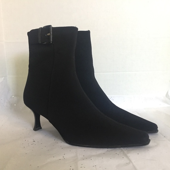 Stuart Weitzman Black Gortex Ankle Boot EUC! 10M - Picture 2 of 15